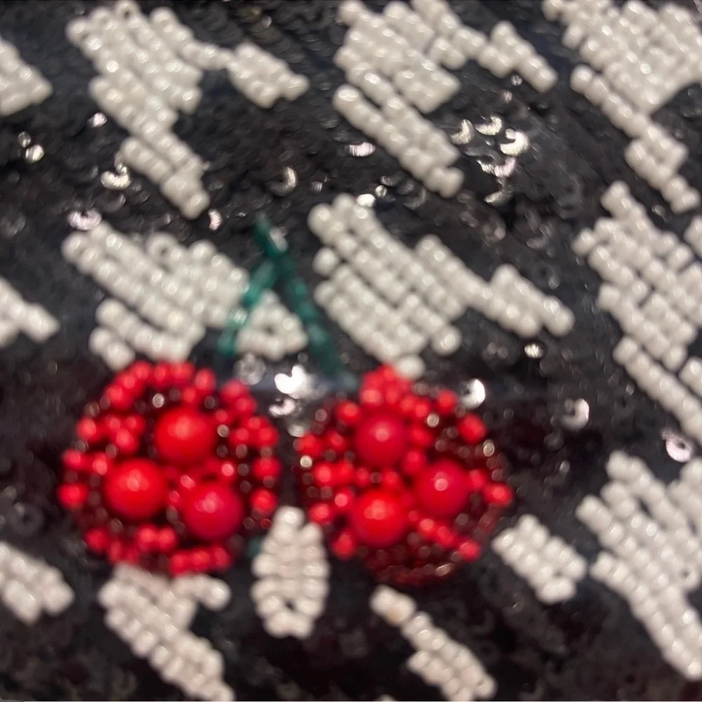 HOUNDSTOOTH Beaded CHERRY  Pattern bag - Black and Red! Gorgeous! New - Picture 5 of 5